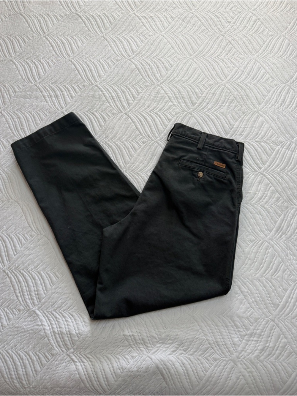 Carhartt Men’s Dark Grey Pants. Size 34 x 30